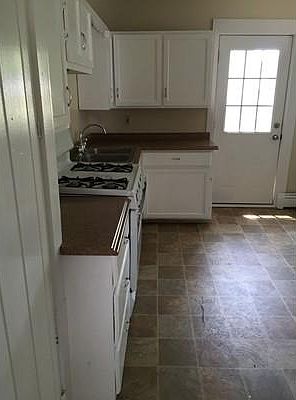 1st image of 6 Varnum St