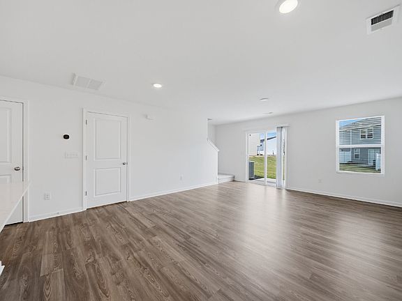 4th image of 1921 Tranquility Cir #B