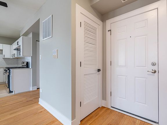 4th image of 6235-43 N Western Ave #11599996