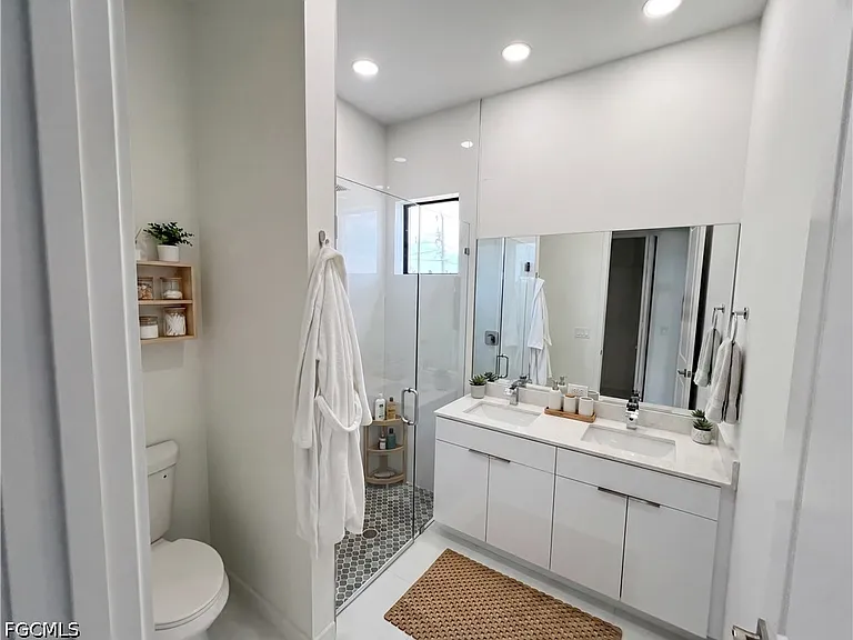 2113 NW 41st Ave — Photo 21