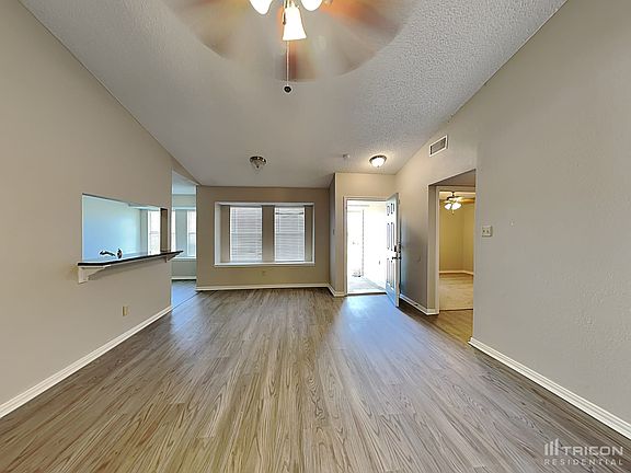 3rd image of 1210 High Mesa Dr