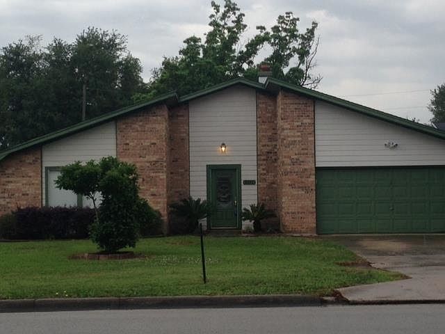 1st image of 8455 Manion Dr