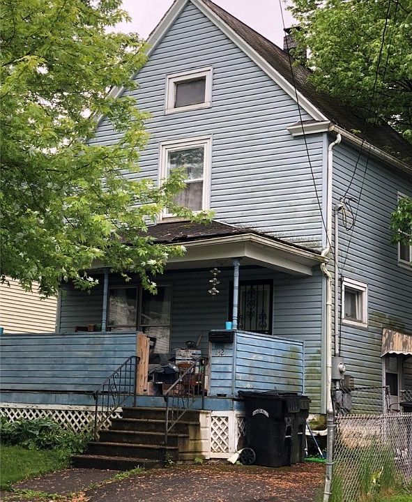 1st image of 132 Chase St