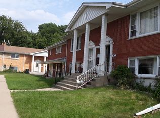 7767 N Nordica Ave, Niles, IL 60714