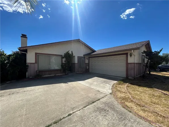 945 Sendero Ave, Escondido, CA 92026