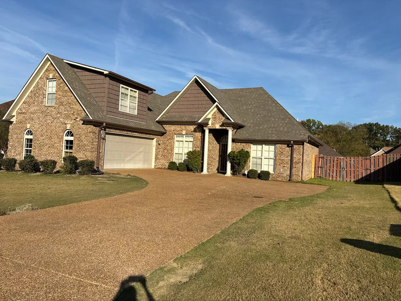 4 bed, 2192 sqft, $2,200 — Photo 1