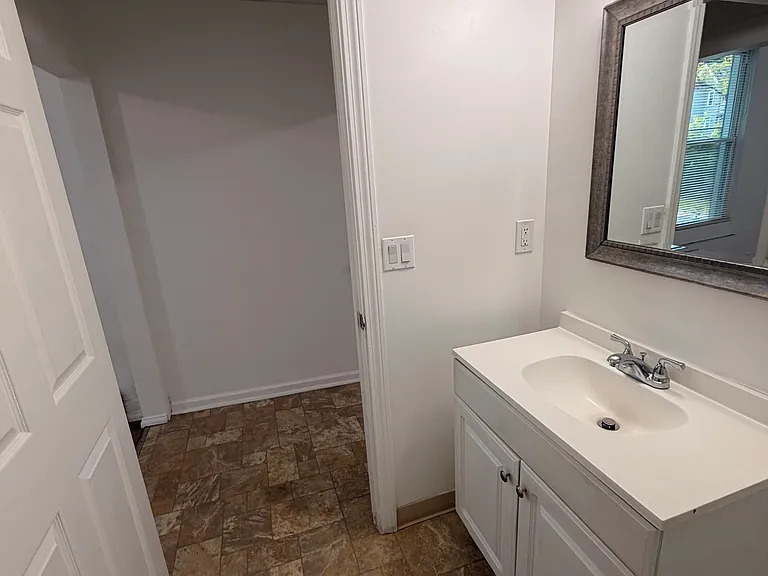 38 Park St #2 — Photo 7