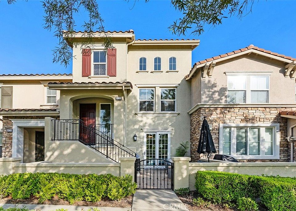 1st image of 40289 Rosewell Ct