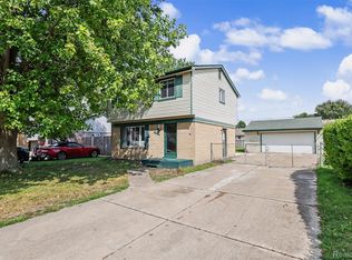 13531 Marvin St, Taylor, MI 48180