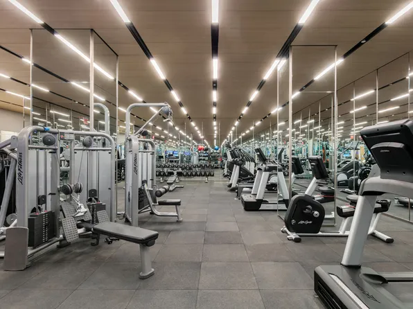 200 Amsterdam Avenue image 25 of 29