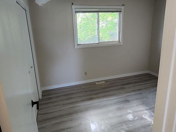4th image of 92 Pensville Rd SE