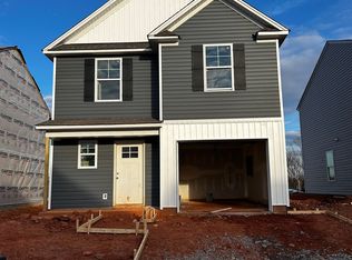 6031 Willutuck Dr, Boiling Springs, SC 29316