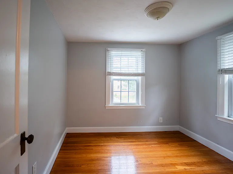 993 Massachusetts Ave #993 — Photo 2