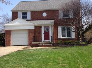 2017 Northview Rd, Rocky River, OH 44116