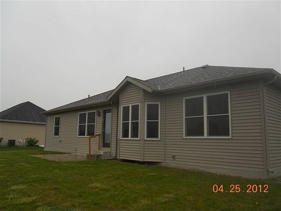 2nd image of 1713 Longwood Ct