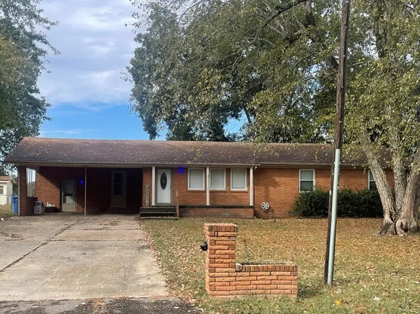 141 N Allen St, Piggott, AR 72454