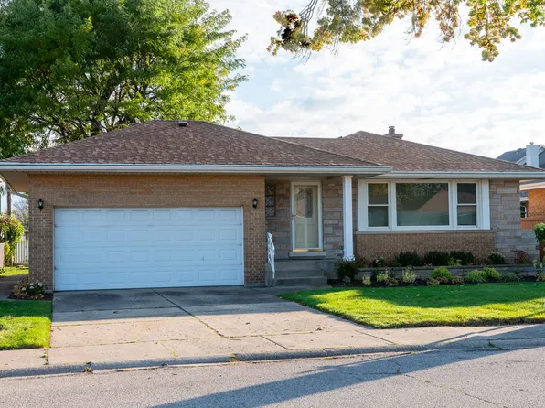 8537 W Sunnyside Ave, Chicago, IL 60656