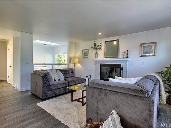 4th image of 6709 16th Ave NW