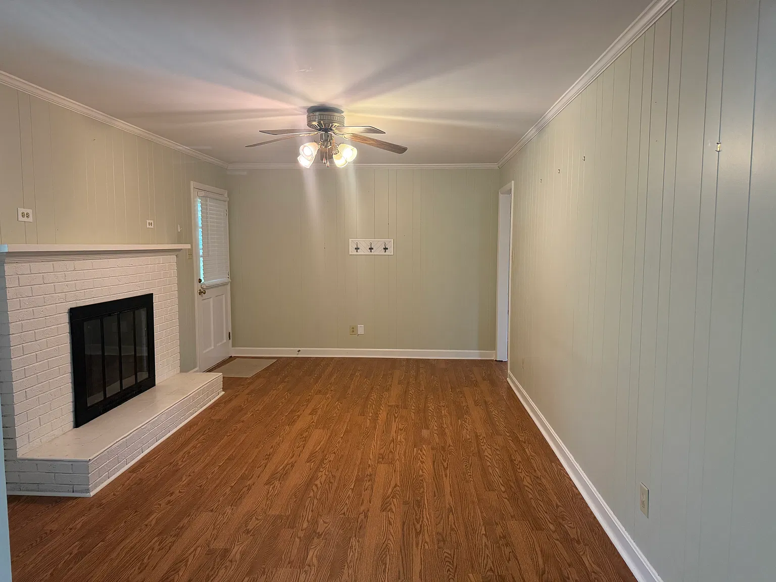3 bed, 1588 sqft, $2,250 — Photo 3
