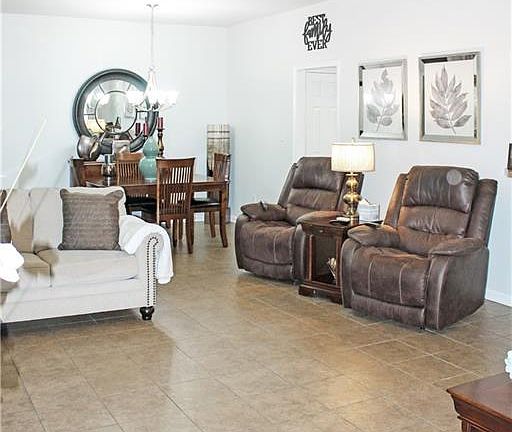 5th image of 40016 Sugarberry Dr