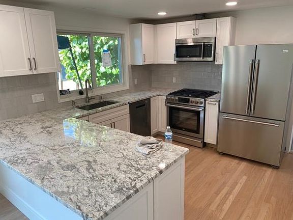5th image of 5725 91st Ave SE