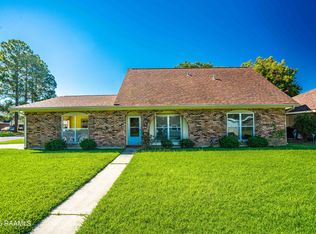 101 Briarwood Dr, Lafayette, LA 70501