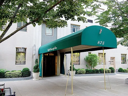 Sold by Stribling | media 1