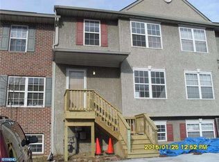 11 Freedom Ct, New Castle, DE 19720