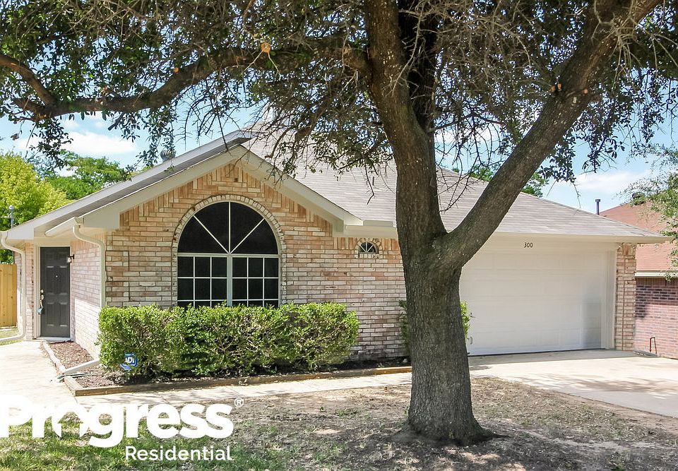 1st image of 300 Oak Meadow Ln