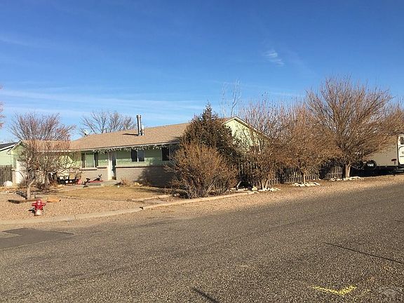 2nd image of 301 Vista Dr