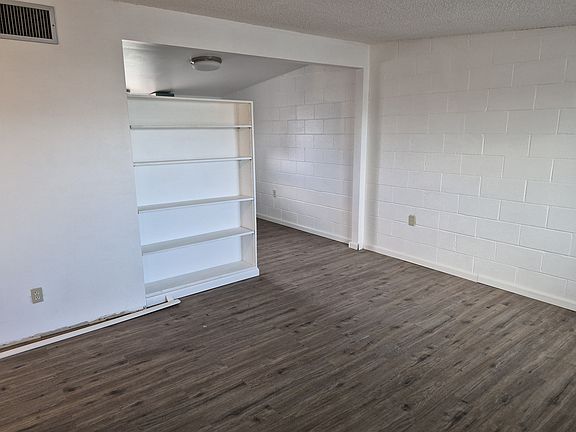 4th image of 5815 E 28th St APT C