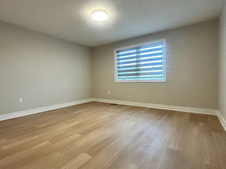 56 Coyote Cres #MAIN — Photo 16