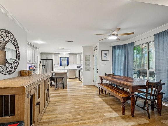 5th image of 710 Kimberly Ann Cir