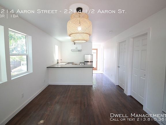 4th image of 2214 Aaron St