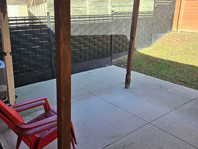61 Hull St — Photo 24