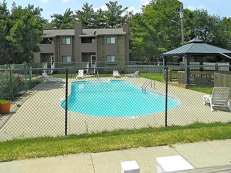 1707 E Walnut Lawn St — Photo 22