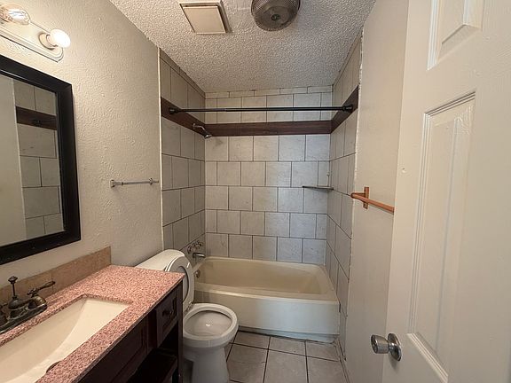 3rd image of 501 Plantation Dr