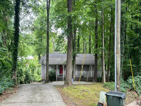 3038 Meadowood Ln, Atlanta, GA 30341