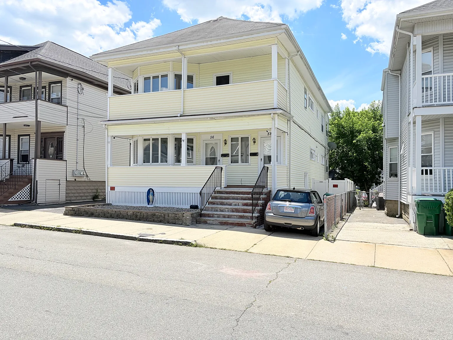 3 bed, 1450 sqft, $3,500 — Photo 2