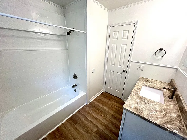 213 Kingnut Dr — Photo 19