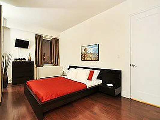 Sold by MiLL RE | media 3