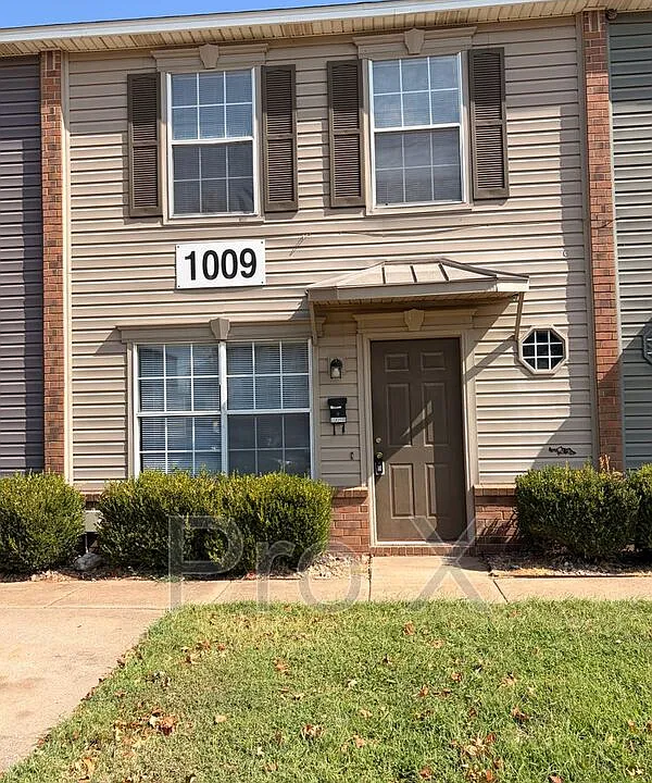1009 SE 5th St #A-B