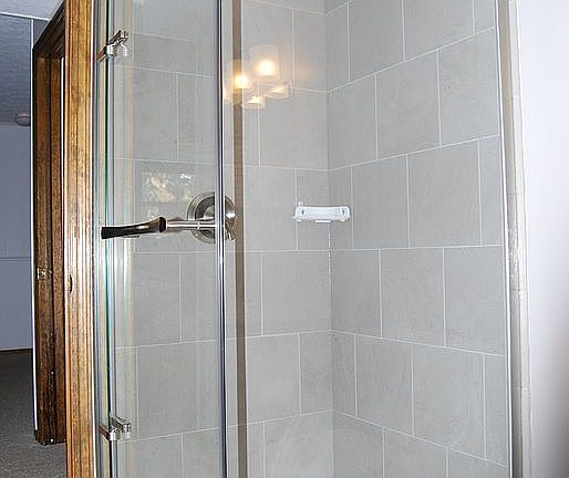 4th image of 1042 Elcliff Dr