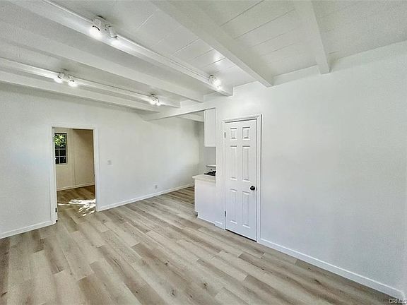 3rd image of 6542 Irvine Ave #6542