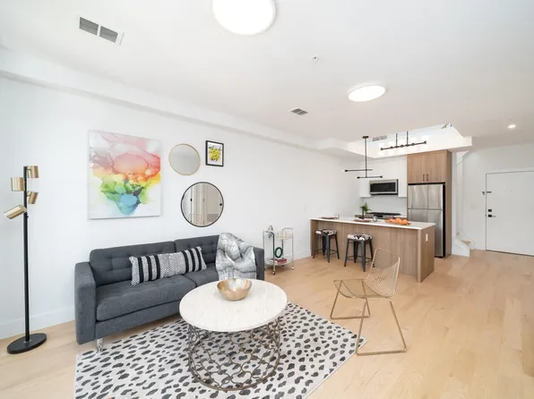 10 Brinkerhoff Street image 4 of 19