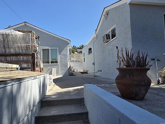 3rd image of 6818 Wunderlin Ave