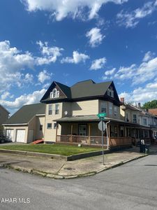102 E 2nd Ave, Altoona, PA, 16602