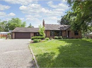 1160 County Road B E, Maplewood, MN 55109