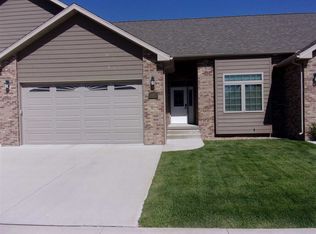 1007 Sandstone Dr, North Platte, NE 69101