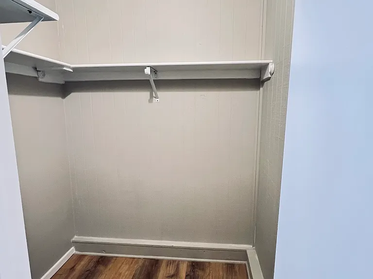 2102 Richwood Dr — Photo 13
